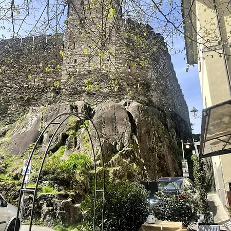 Castello Camelia & Oleandro - View Of Daire